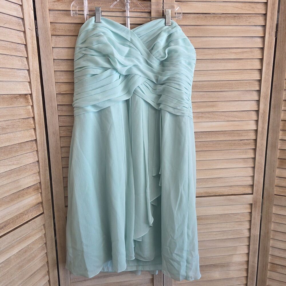 David's Bridal Strapless Chiffon Seafoam Green Ruffle Short Dress Size 16